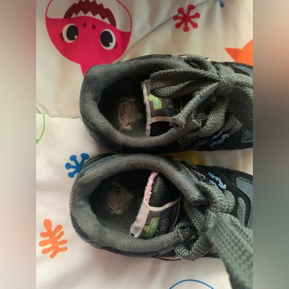 New Balance Sesame Street Infant 6c Sneakers - Picture 9 of 9